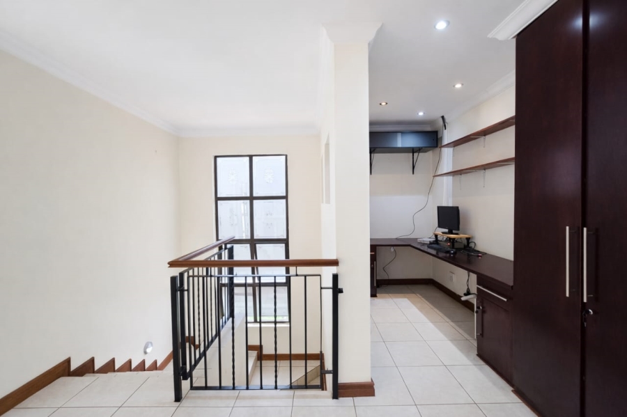 3 Bedroom Property for Sale in Melodie North West